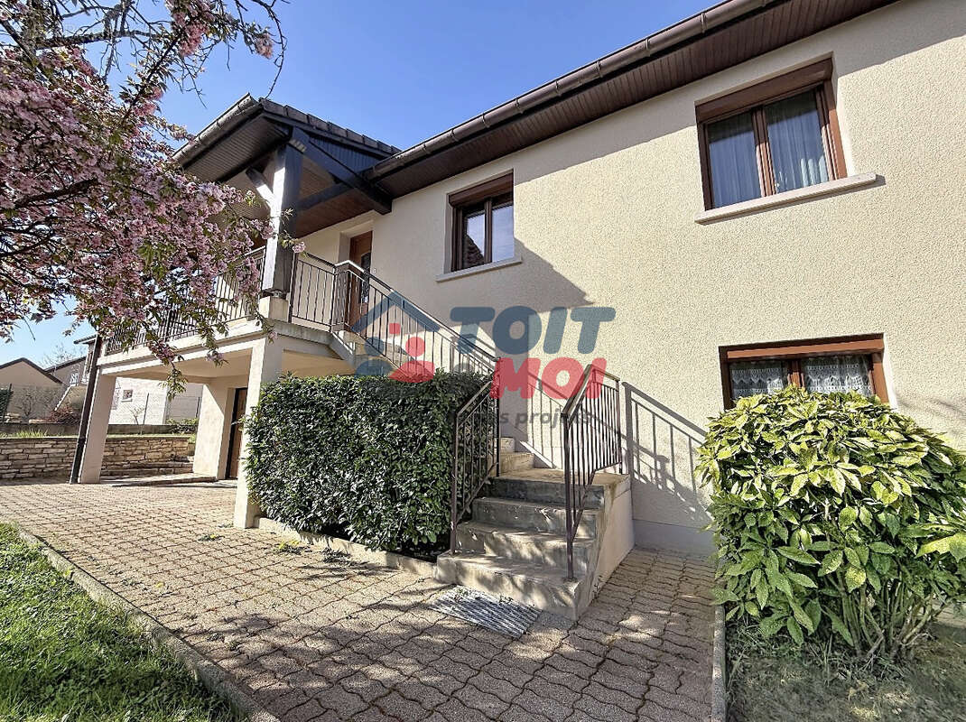 Maison à FROTEY-LES-VESOUL