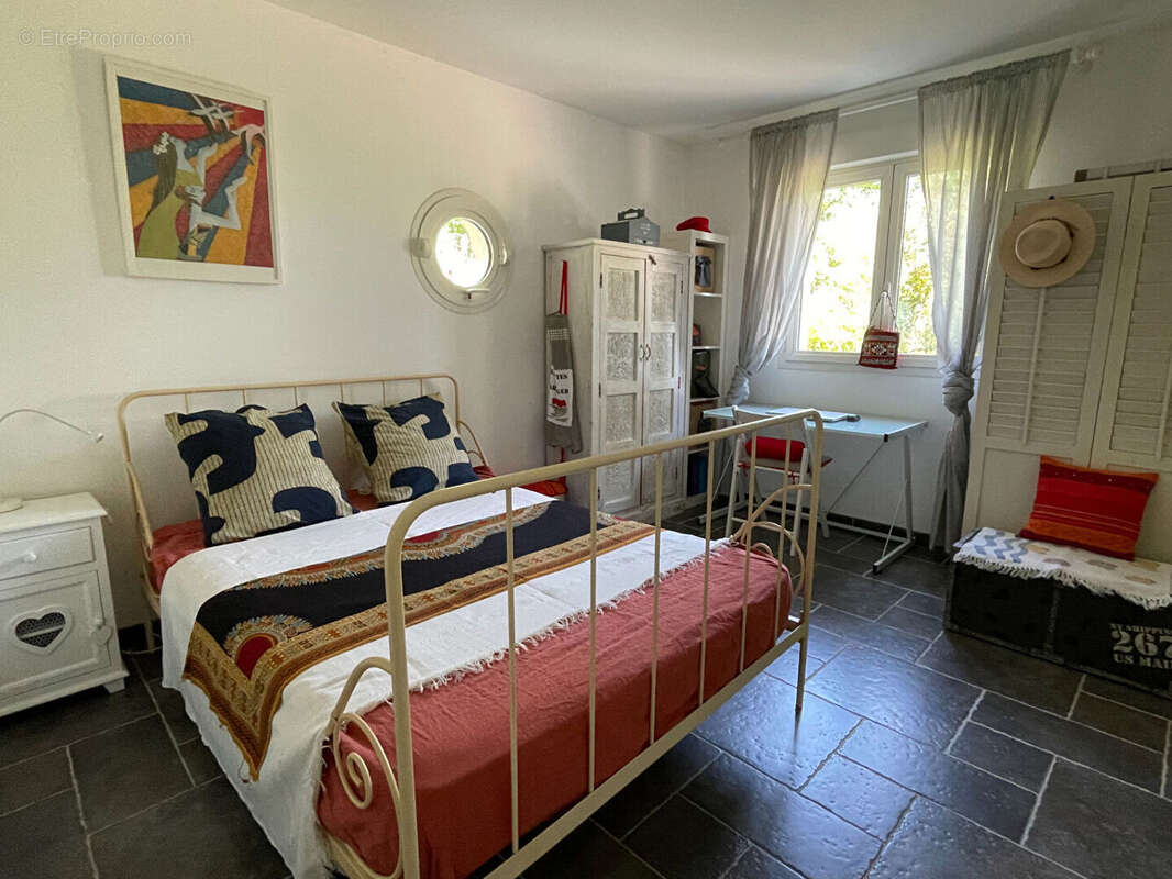 Maison à VOUNEUIL-SUR-VIENNE