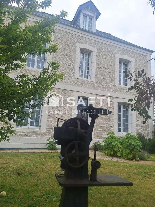 Photo 2 - Maison à GREGES