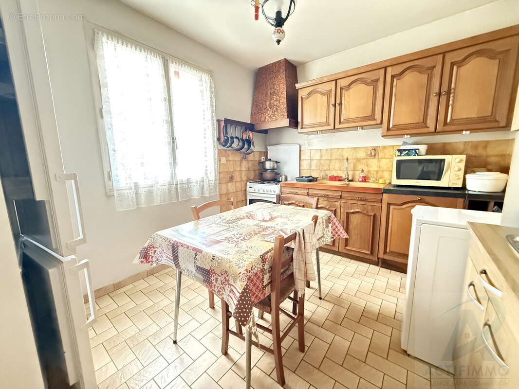 Maison à MESSEI