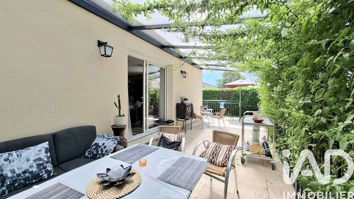 Photo 2 - Maison à CAUMONT-SUR-DURANCE