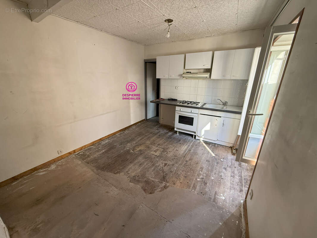 Appartement à LE PEAGE-DE-ROUSSILLON