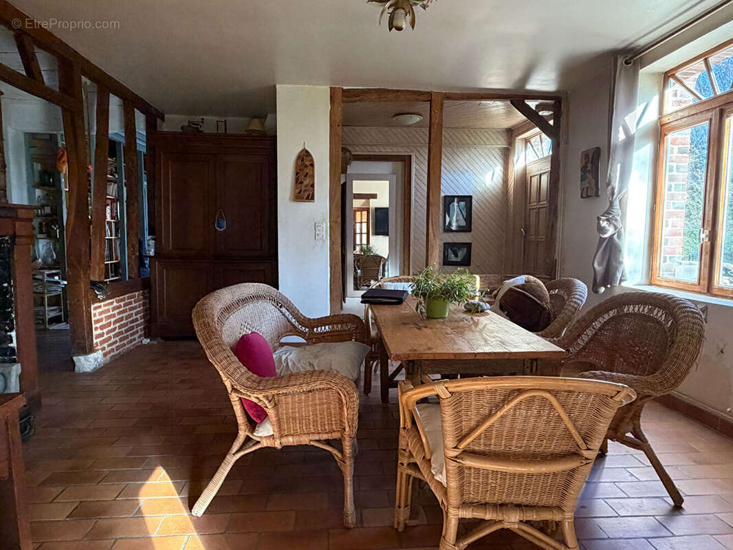 Maison à AMFREVILLE-LA-CAMPAGNE