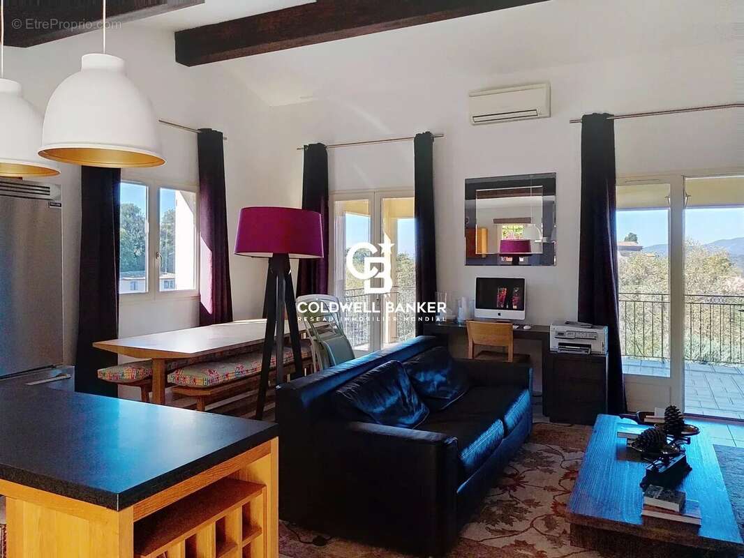 Appartement à MONTAUROUX