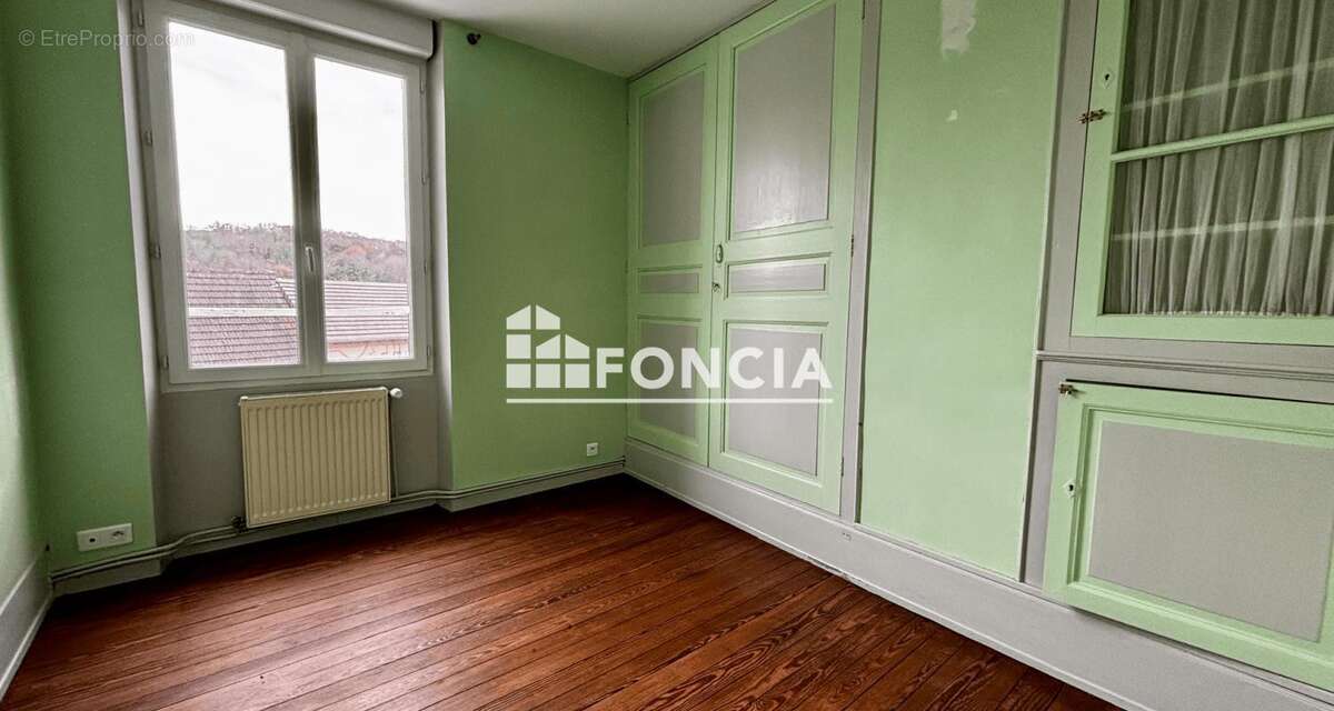 Maison à SAINT-MARCEL