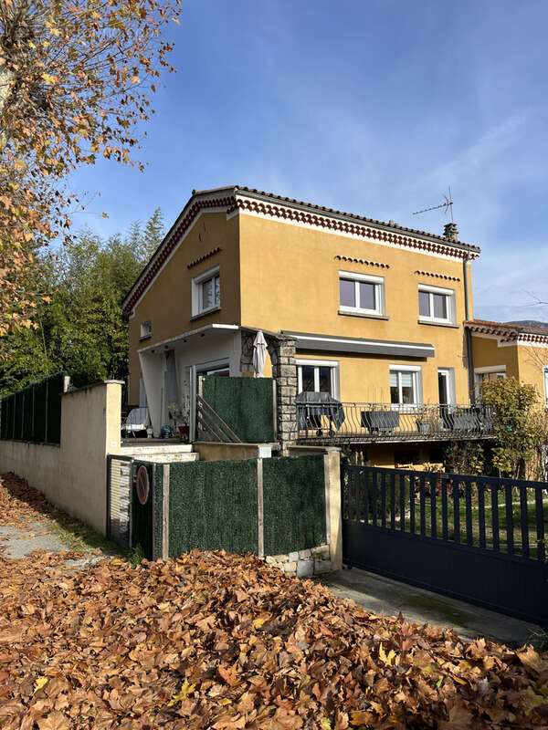 Maison à BOURDEAUX