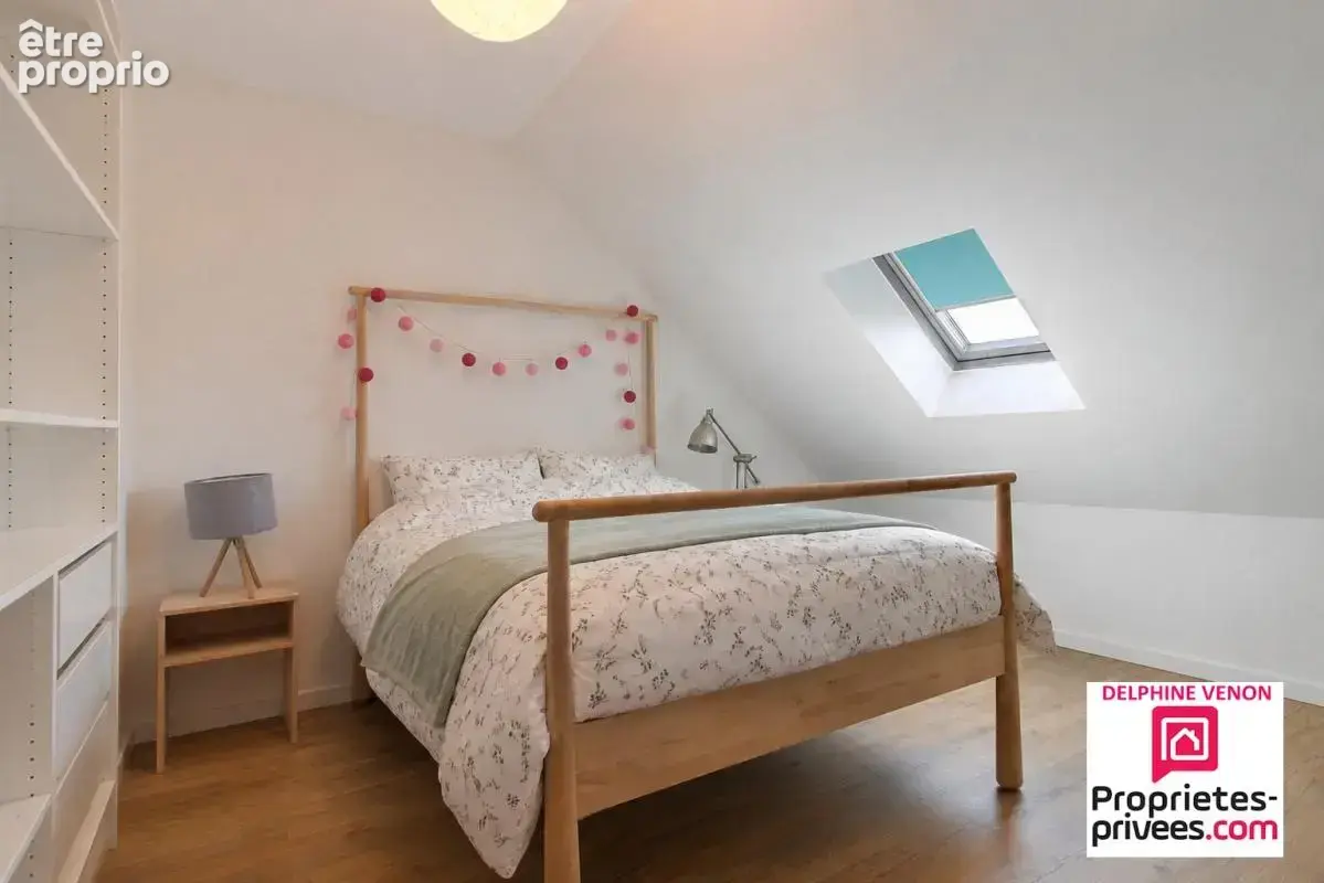 Exclusivité - Maison récente de 155 m² avec climatisation réversible sur un terrain de 1265 m² à Saint Martin d'Abbat - photo 9
