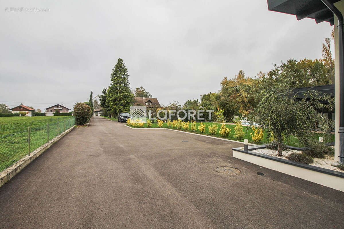 Appartement à ANTHY-SUR-LEMAN