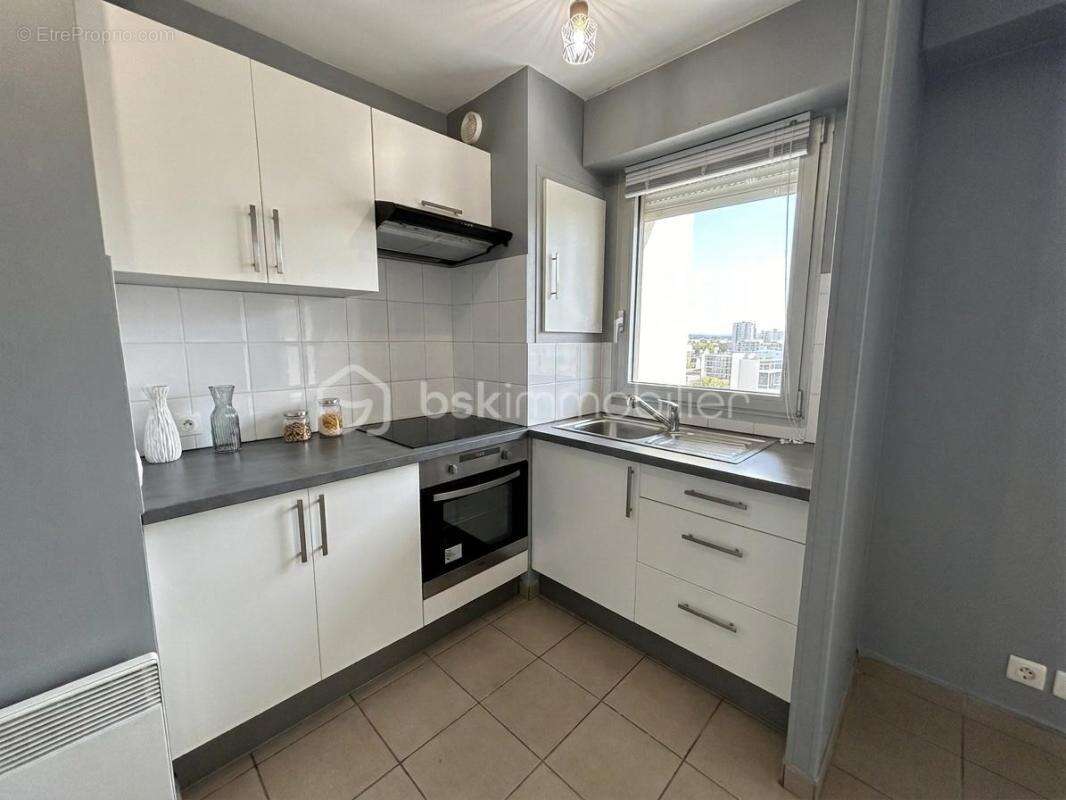 Appartement à SAINT-MAUR-DES-FOSSES
