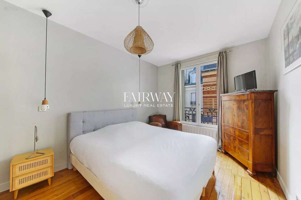 Appartement à PARIS-2E