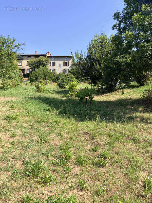 Rillieux la pape crepieux terrain constructible 670m2 libre de constructeur a vendre - photo 3