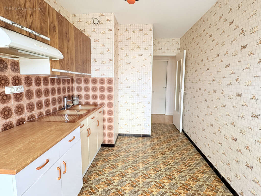 Appartement T4 - photo 2
