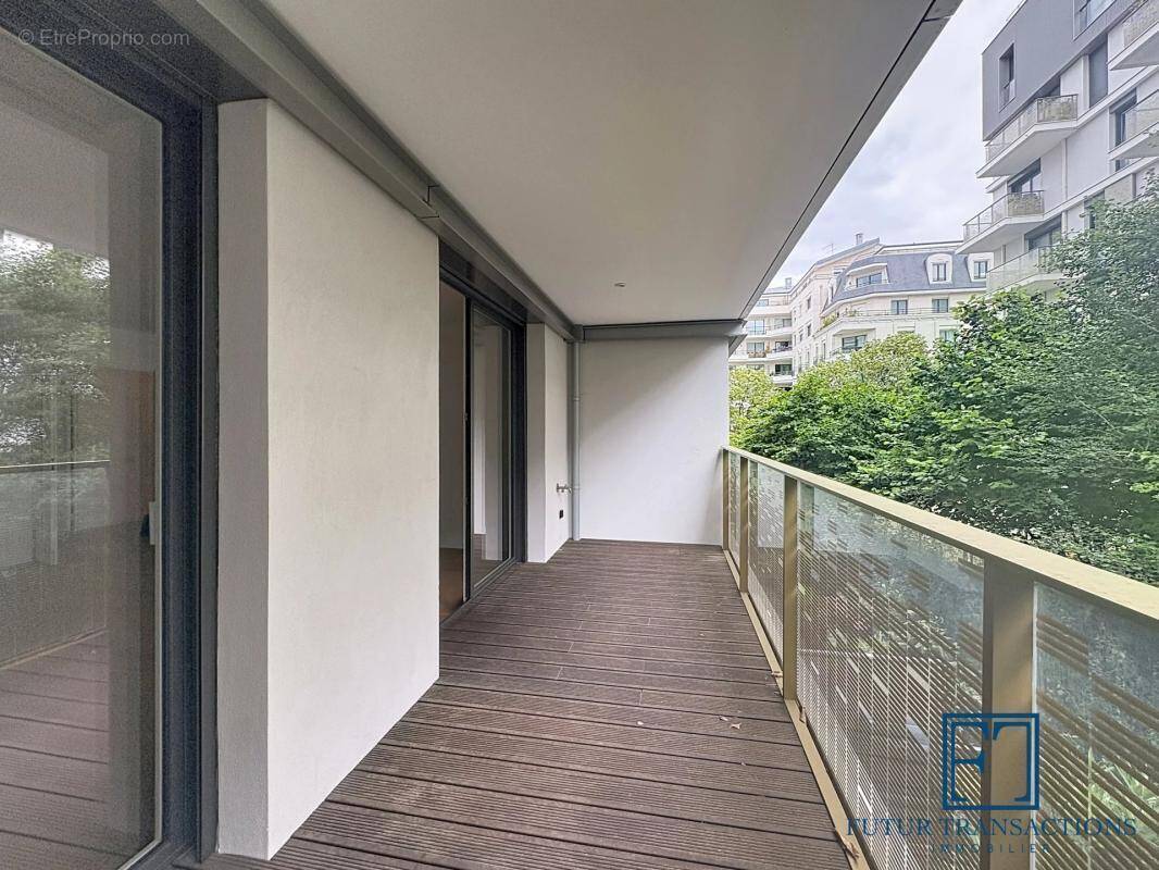 Appartement à ISSY-LES-MOULINEAUX