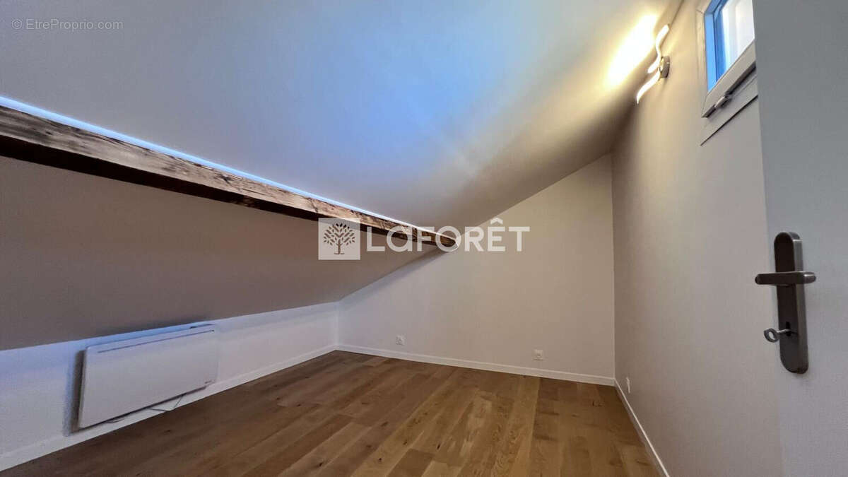 Appartement à BOIS-COLOMBES