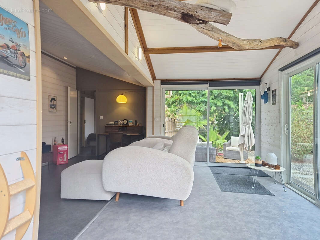 Coup de cœur assuré   Superbe chalet bois T4 récent et parfaitement entretenu à AZUR ! - photo 7