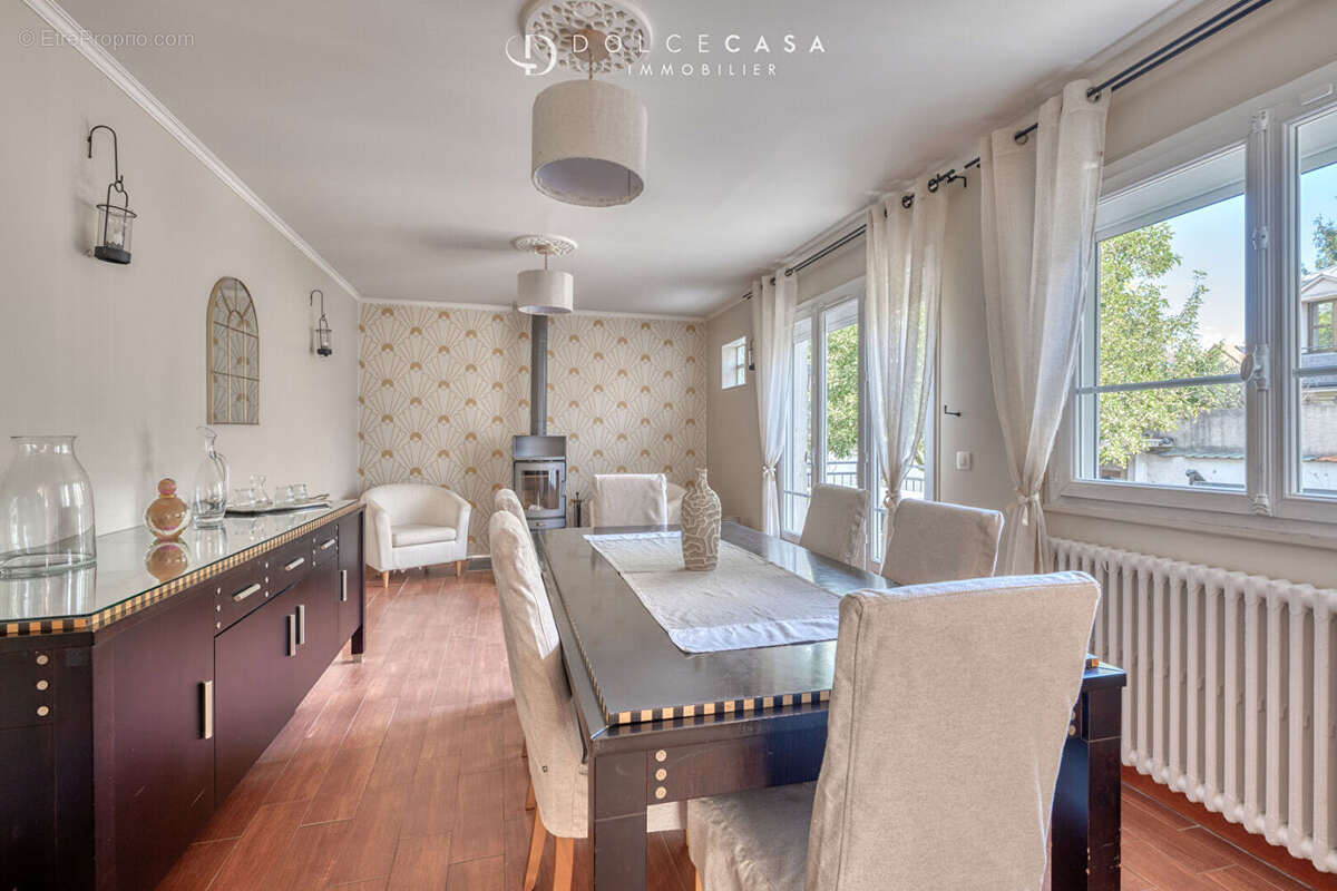 Maison à BRY-SUR-MARNE