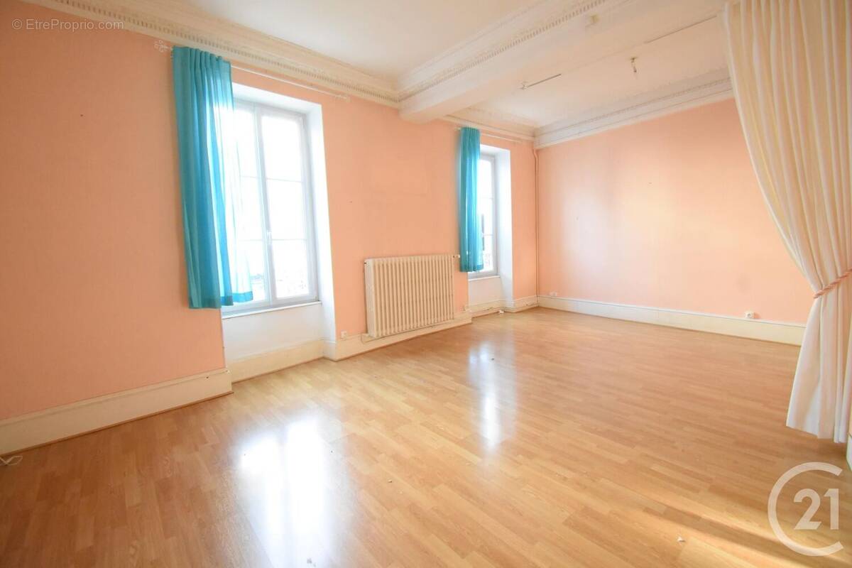 Appartement à VICHY