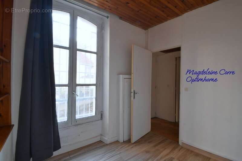 Appartement à SAINT-MAUR-DES-FOSSES