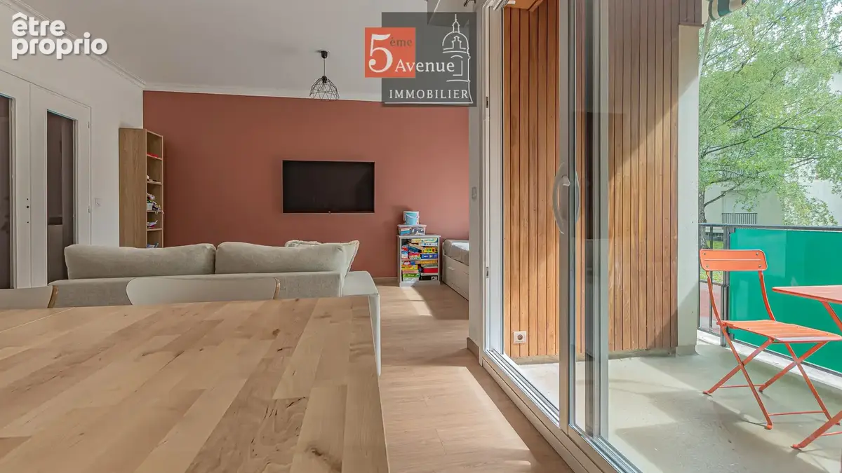 À vendre Appartement familial 126 m2 avec loggia, parking et 4 chambres - photo 3