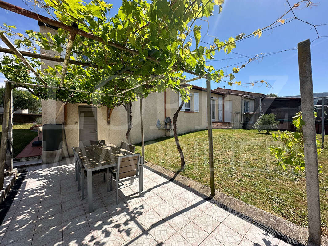 Maison à AIGUEFONDE