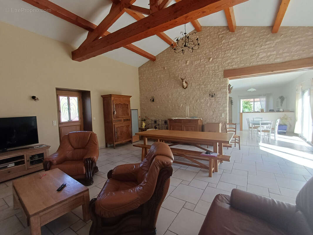 Photo 2 - Maison à FONTAINES