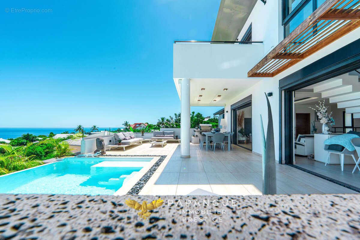 Maison à SAINT-DENIS