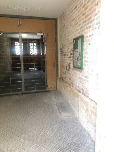 Appartement à PARIS-20E