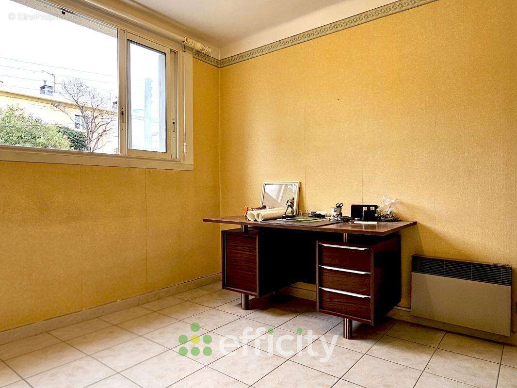 Appartement à MARSEILLE-13E