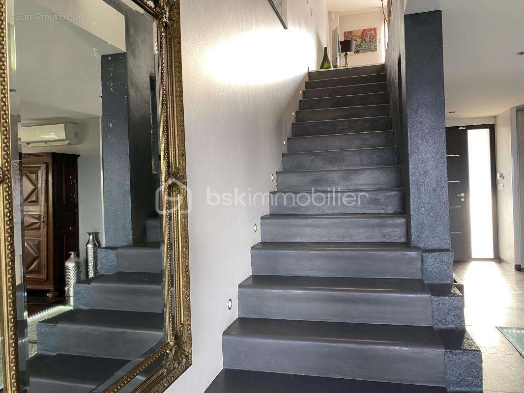 Maison à LA REDORTE