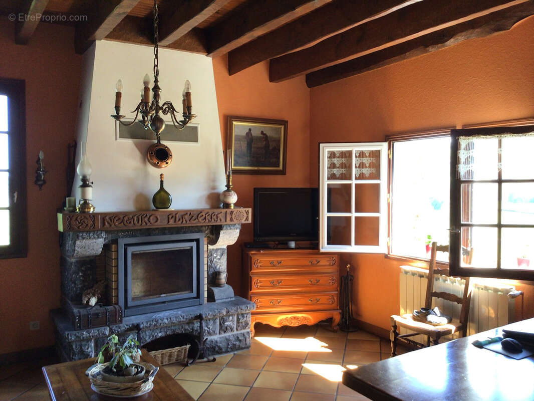 Maison à LARCEVEAU-ARROS-CIBITS