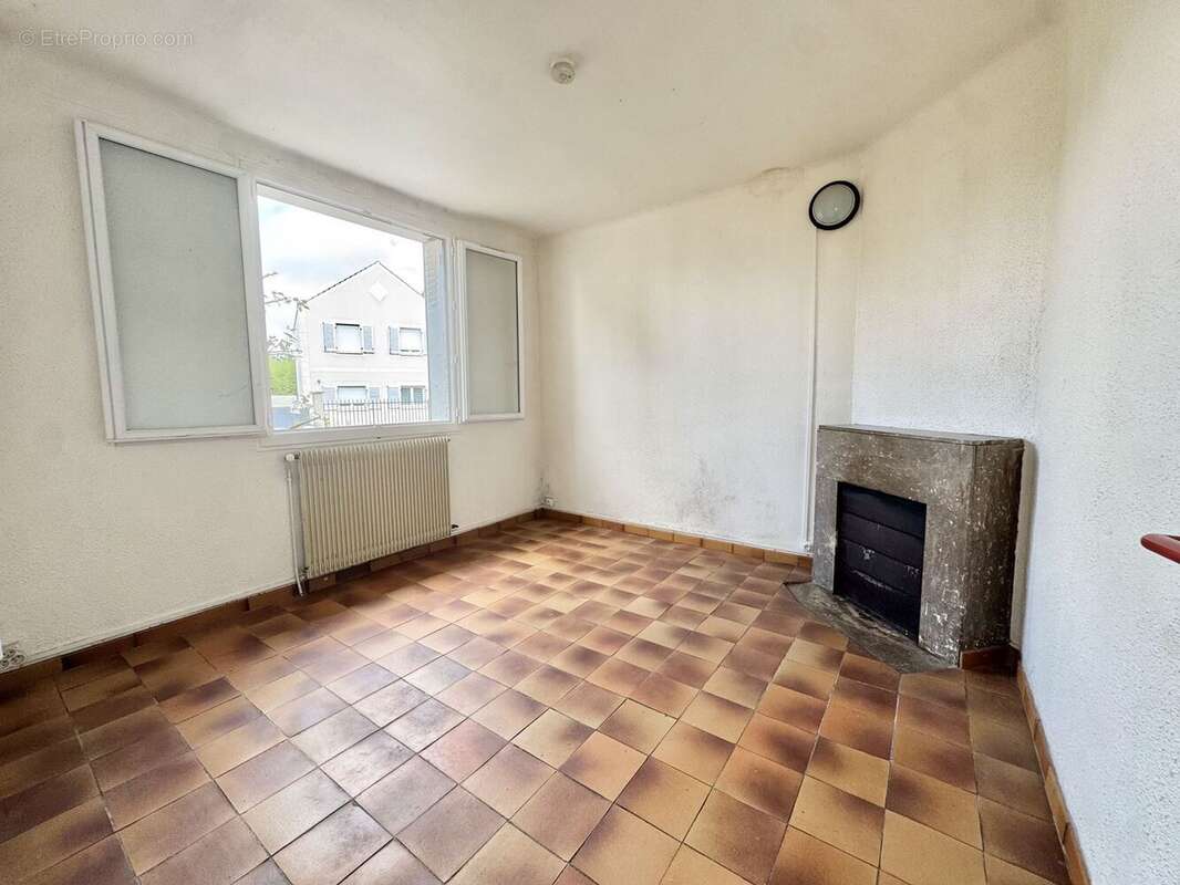 Maison à SAINT-PRIX