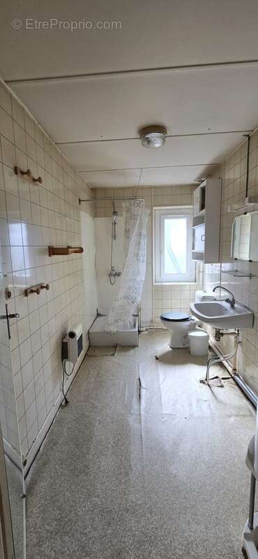 Maison à CHATEAUPONSAC