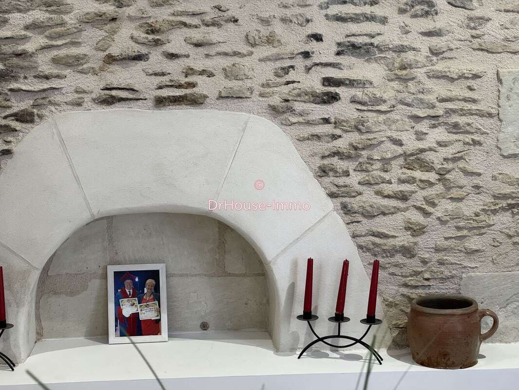 Maison à VERRUE