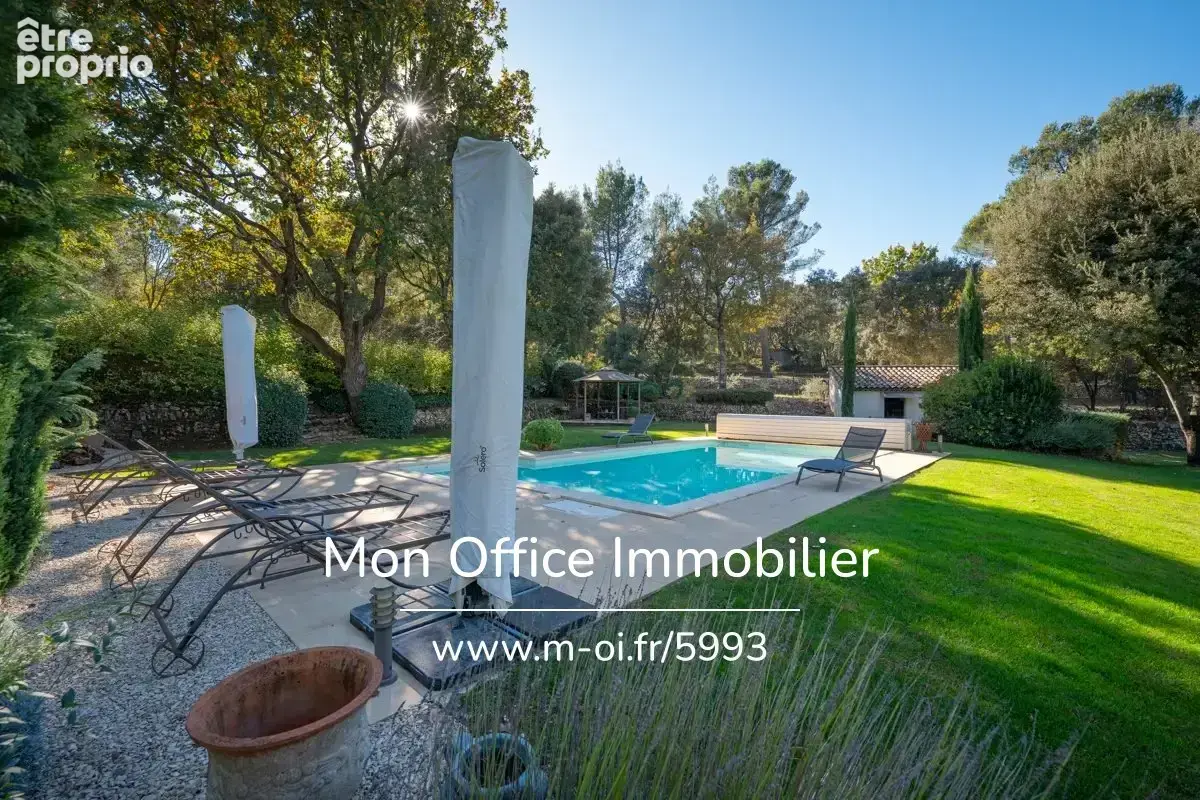 Référence : 5993-VCL - Superbe propriété avec piscine - Parc paysager - Pays d'Aix en Provence - photo 18