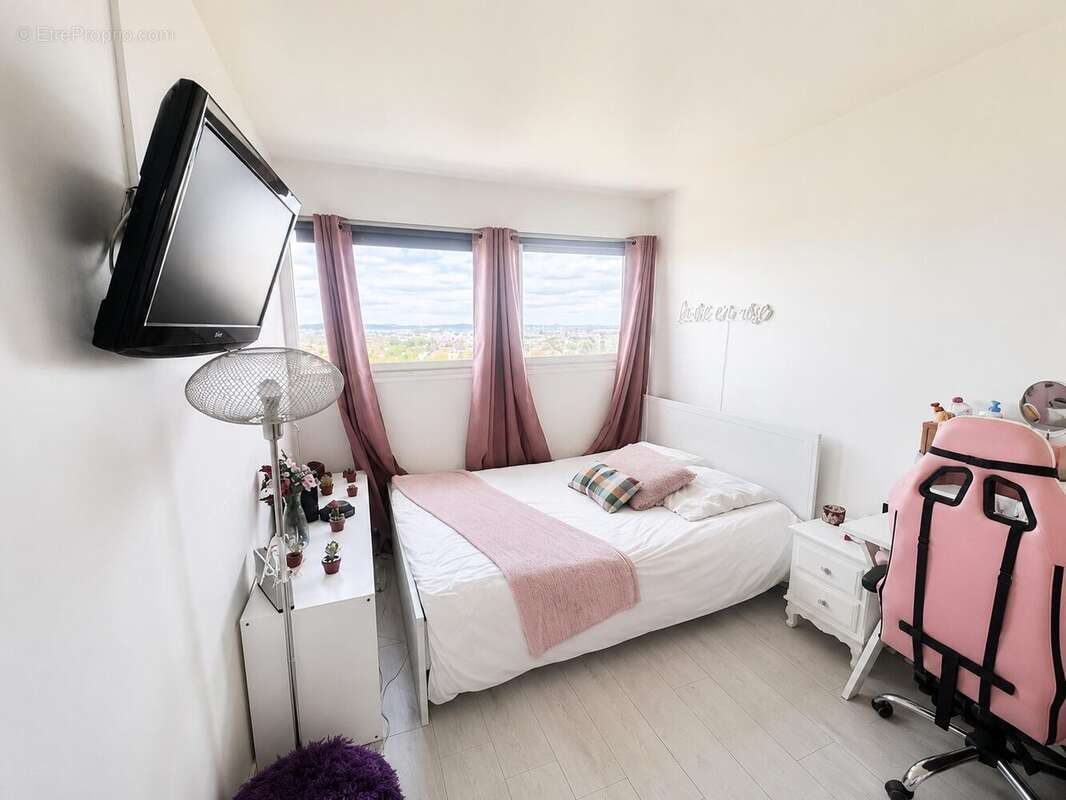 Appartement 85 m² à Carrieres-Sur-Seine  - photo 7