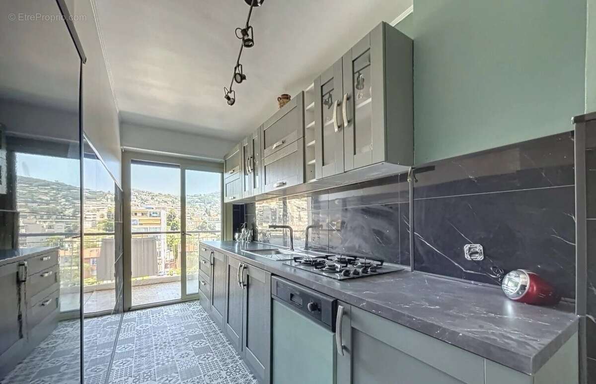 Appartement à LE CANNET