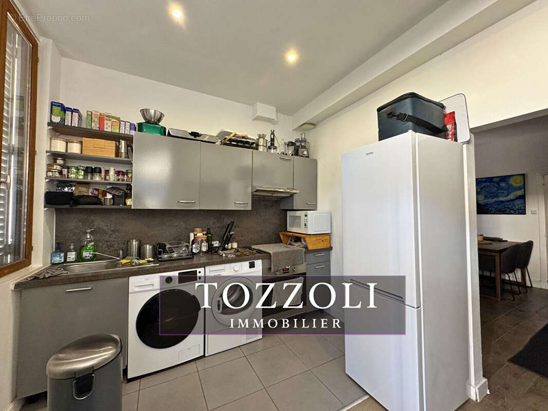 Appartement à SAINT-PIERRE-DE-CHANDIEU