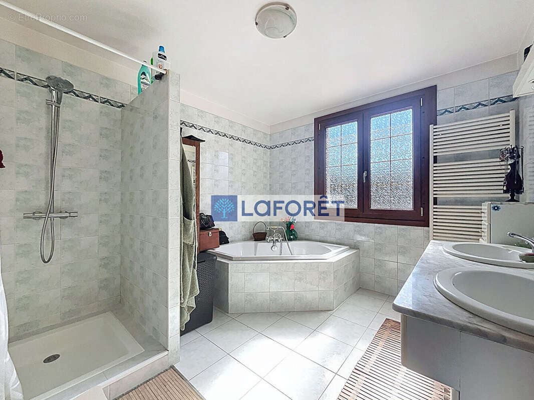 Maison à SAINT-URBAIN-MACONCOURT