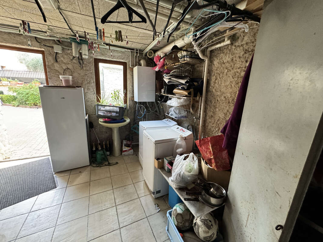 Maison à ISSOU