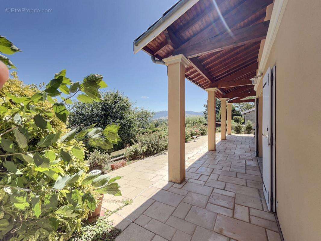 Maison Bibost Plain-pied 5 pièce(s) 110.38 m2 - photo 3