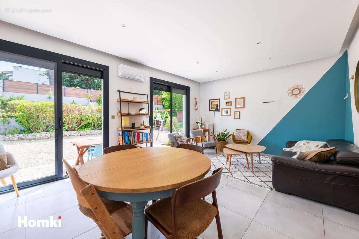 Maison à CARNOUX-EN-PROVENCE