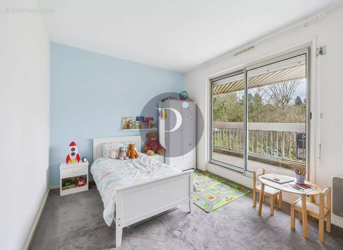 Appartement à VERRIERES-LE-BUISSON