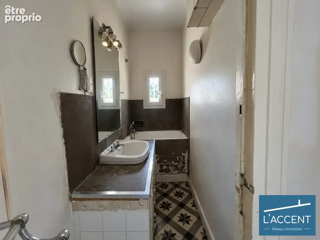 Maison 5 pièces 85 m² à vendre à Nimes (30000) - photo 7