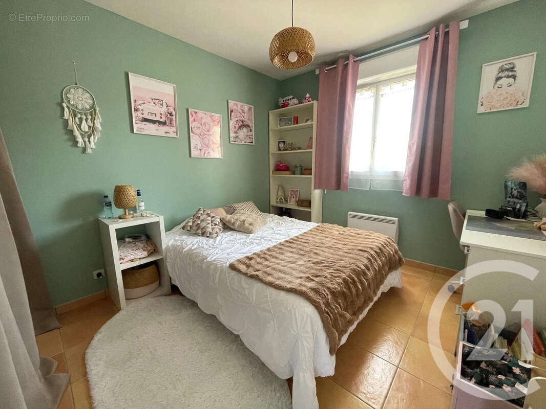 Maison 85 m² à Coutras  - photo 6