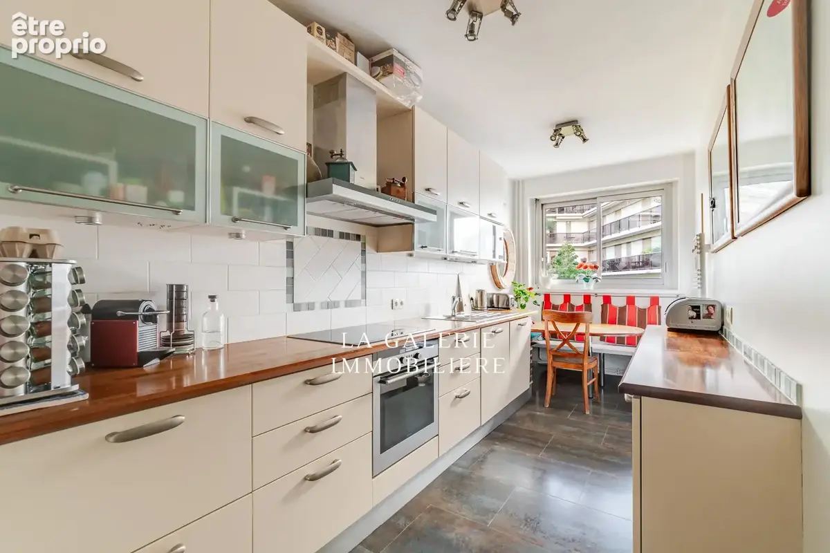 Appartement 6 pièces 160 m² à vendre à Neuilly-Sur-Seine (92200) - photo 4