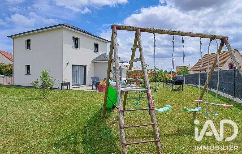 Maison 110 m² à Esquay-Notre-Dame  - photo 2