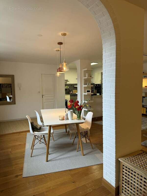 Appartement à CHARLEVILLE-MEZIERES