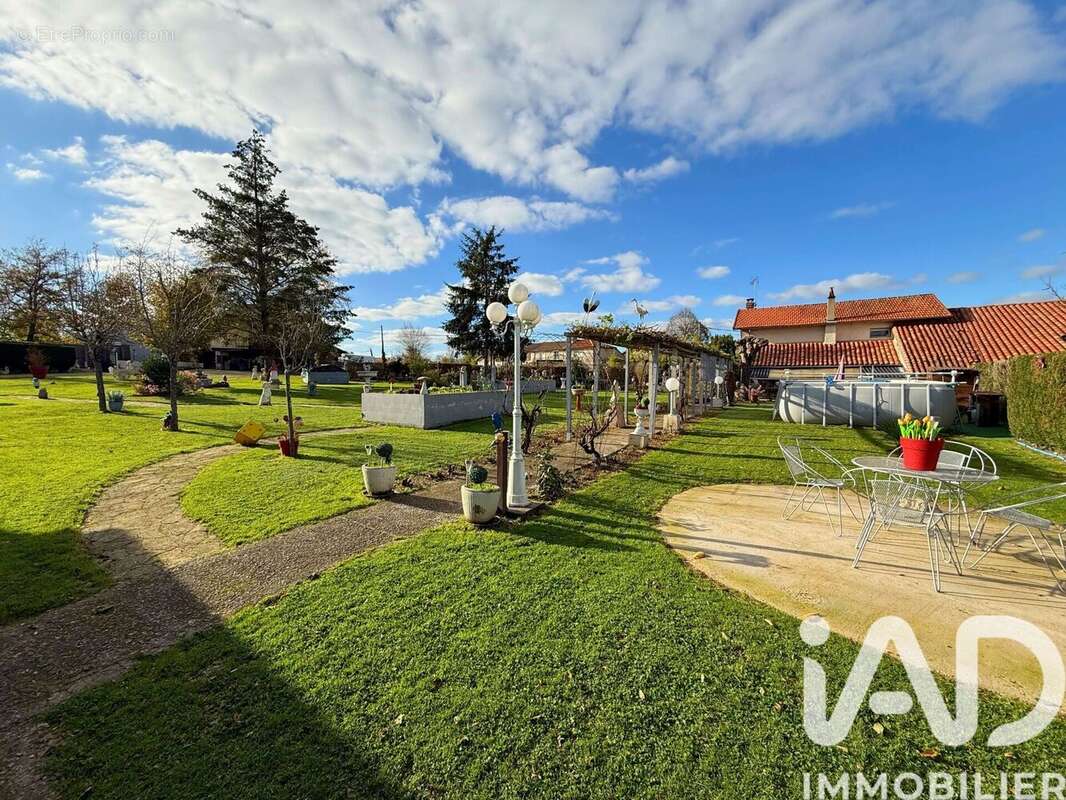 Photo 8 - Maison à AVAILLES-LIMOUZINE