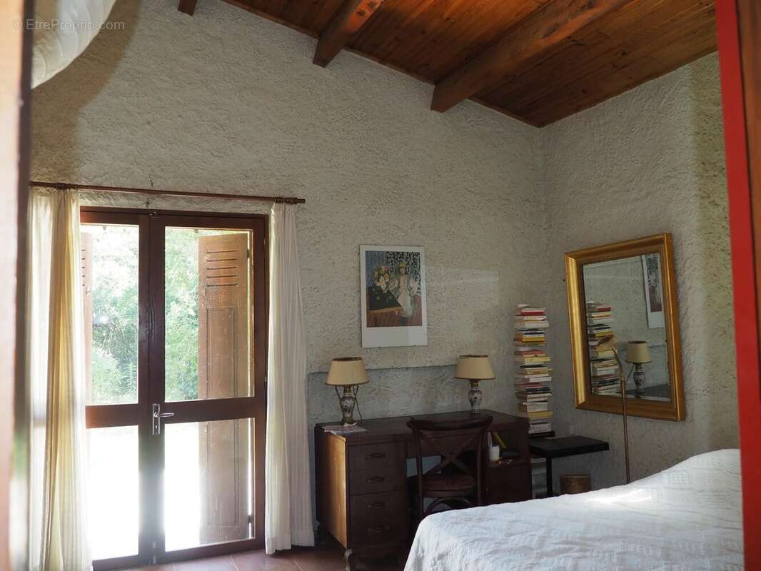 Maison à LA GARDE-FREINET