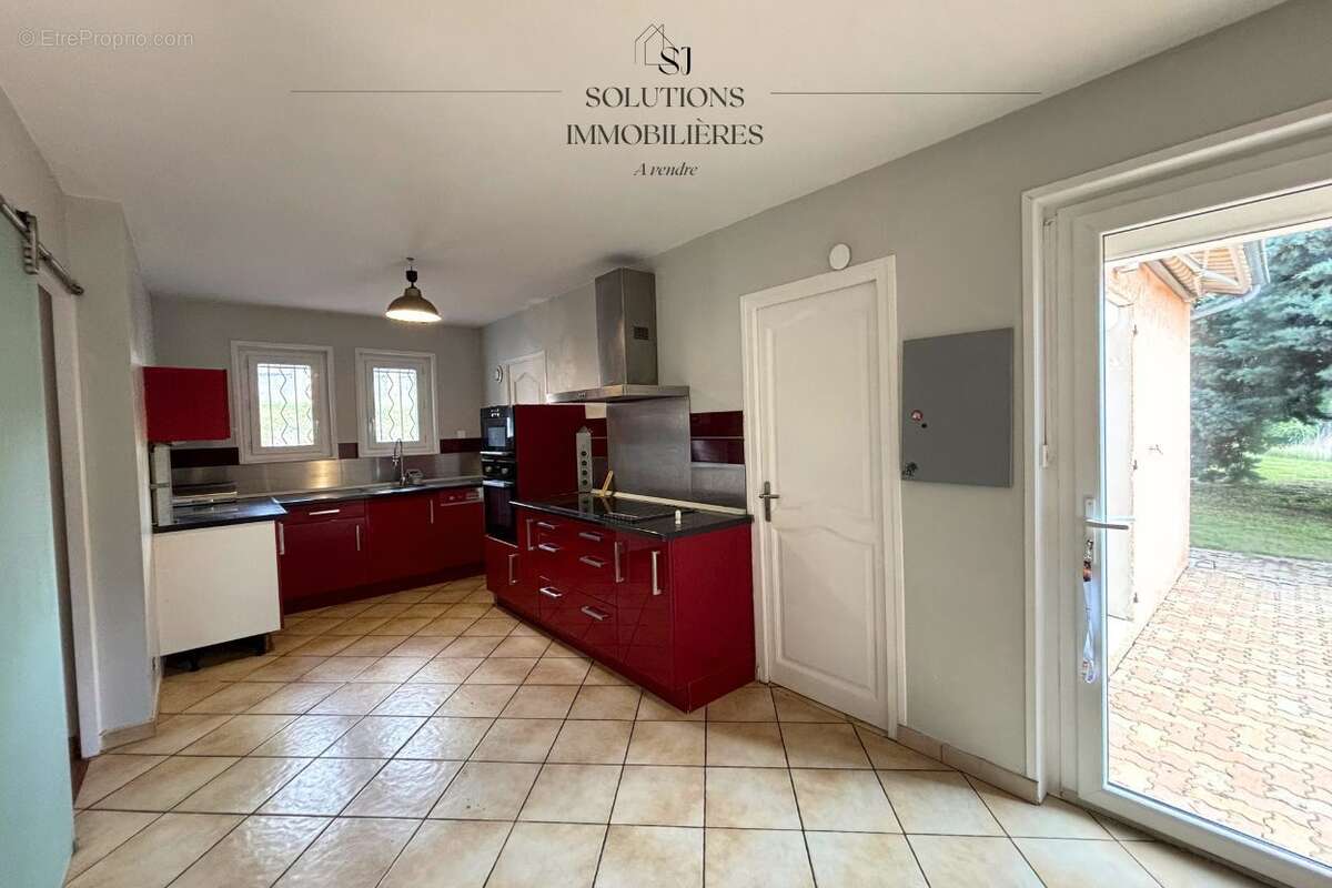 Maison 128 m² à Ampuis  - photo 2